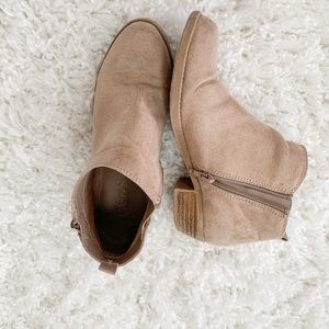 Women’s Tan Booties